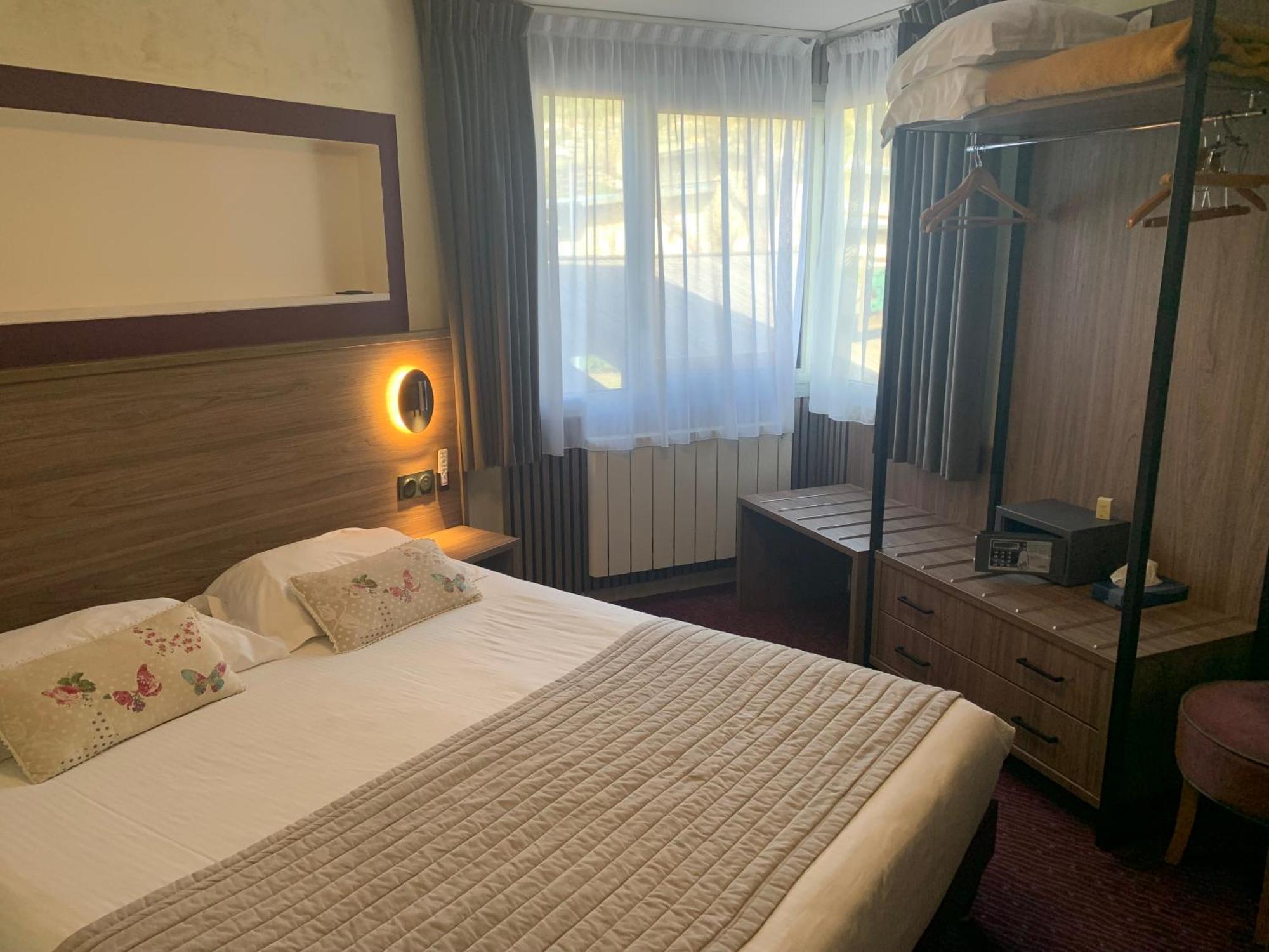 Logis Hotel Le Lac Embrun Εξωτερικό φωτογραφία