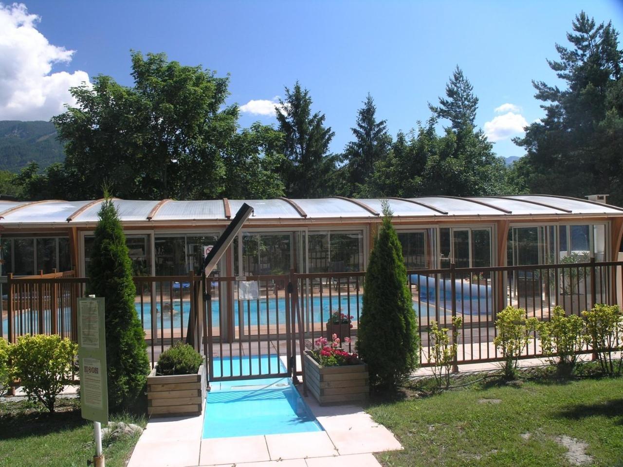 Logis Hotel Le Lac Embrun Εξωτερικό φωτογραφία